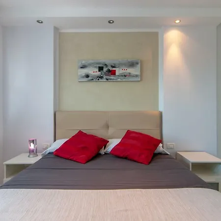 Tajinastes 1a034 Playa de las Americas (Tenerife)